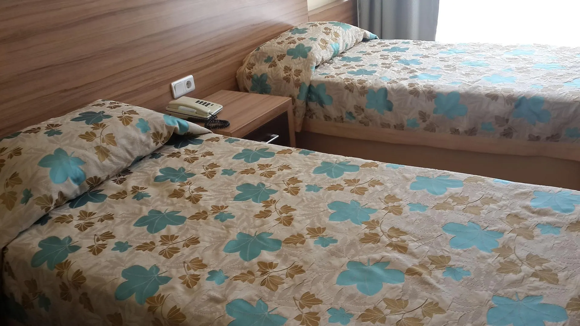 Lara Hotel Анталья